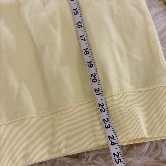 NWT Amazon Essentials Light Yellow Crewneck Sweatshirt - Picture 4 of 5